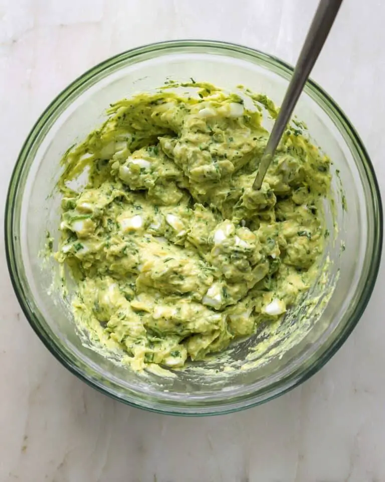 Egg Salad with Avocado and Fresh Herbs in 10 Minutes Recipe