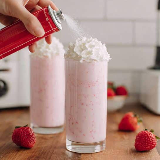 Creamy Strawberry Milkshake Recipe