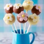 Flower Cake Pops with Edible Daisy Decorations Recipe