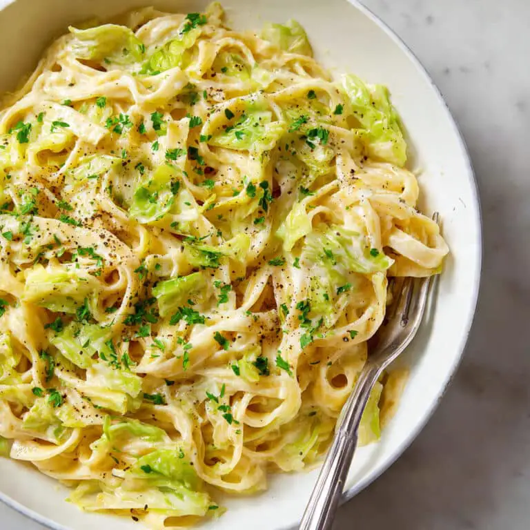 Creamy Cabbage Alfredo Pasta Recipe