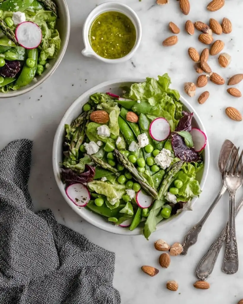 Salad with Lemon Thyme Vinaigrette Recipe